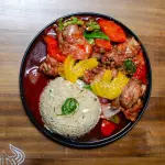 POLLO EN TROZOS CON FRUTA