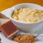 Mazamorra con panela y bocadillo