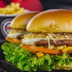 2 X-Bangalô + 1 Fritas + Guarana 1,5