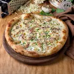Pizza pollo bechamel