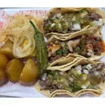 3 TACOS DE ASADA