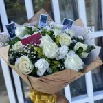 Buquê de 12 rosas B ( Linha GG )