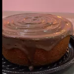 BOLO DE CENOURA COM COBERTURA