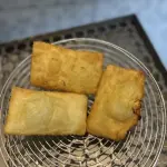 Mini pastel de queijo