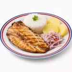 Pescado al grill con papa sancochada