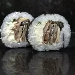117. Futomaki de Salmão Skin Maki