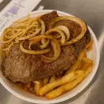Bife & Macarrão da Vovó
