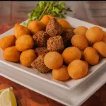 30 Mini Salgados