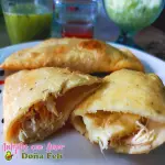 Empanada Pollo c/Queso