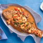 Bandeja típica con Pargo Cosquera