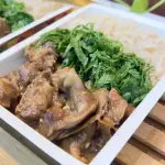 Moelinha com arroz branco e feijão