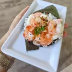 Temaki camarão com geleia de pimenta