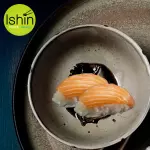 X8 Nigiri de salmón (2 un.)