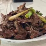 Res con salsa Pekín