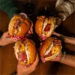 Menu familia(4burger + bebida 1L)