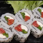 Uramaki - tomate seco 8 und