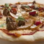 Pizza Lomo Saltado Rosa