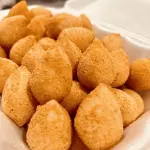 50 mini coxinhas