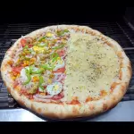 Pizza M (30cm) 6 Fatias - 2 Sabores