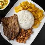 Arroz con Menestra y Carne