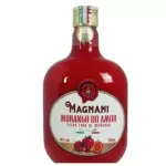 Magnani ( Licor fino de morango )