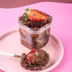 Bolo no pote choco morango