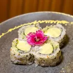 Uramaki Palmito e pesto