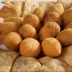 2 Mista Salgados + Pasteis