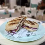 Bocadillo Ternera