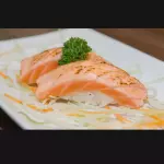 Niguiri salmão maçaricado