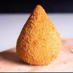 COXINHA DE FRANGO C/CATUPIRY