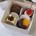 Caixa presente 4 doces