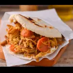 Arepa de Carne y Queso
