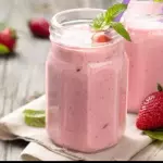 Licuado de fresa -platano