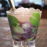 Caipirinha Especial: Uva Com Hortelã