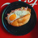 TORTA DE CHILAQUILES CON HUEVO
