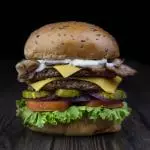 Doble Burger + papas fritas
