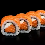 Uramaki Salmão