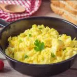 DESAYUNO TIPICO