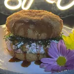 Sushibuguer salmão