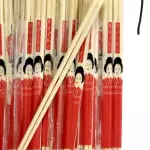02 pares de Hashi/04 sachês shoyu