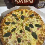 PIZZA ESPANHOLA (Palmito Manjericão)