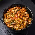 Yakisoba Pollo