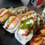 combo pareja + gaseosa gratis