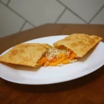 pastel de Frango com cheddar