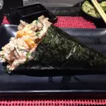 TEMAKI CAMARÃO COM SHIMEJI