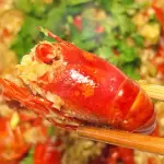 AJO CANGREJO DE RIO 蒜香小龙虾