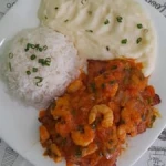 Filé de peixe ao molho de camarão