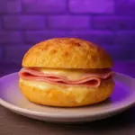 Pão de Queijo Recheado
