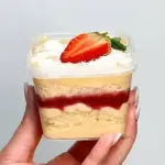 Bolo Pote Ninho c/ Geleia de Morango